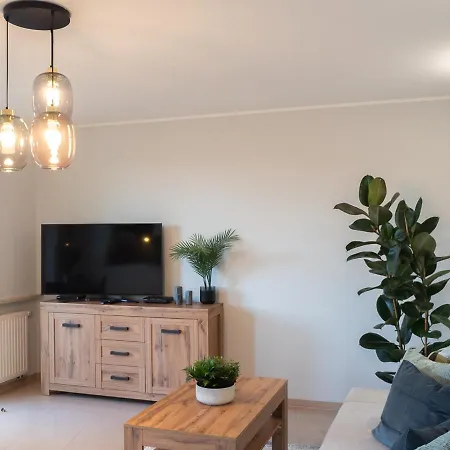 Wojskowa 1 / Park * Poznan